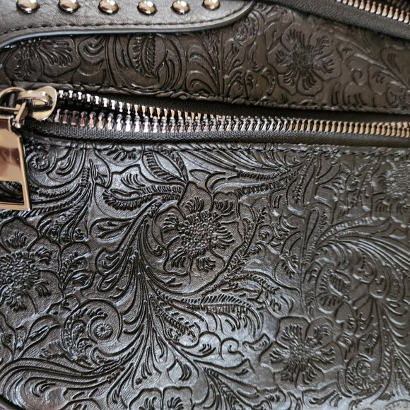 Sam & Hadley Black Crosbody/Sling Bag - Picture 9 of 12